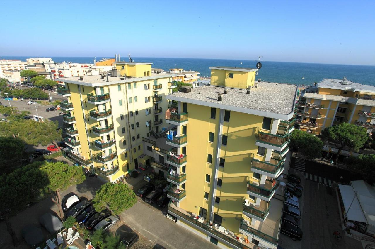 Costa Del Sol Apartment Lido di Jesolo Exterior photo